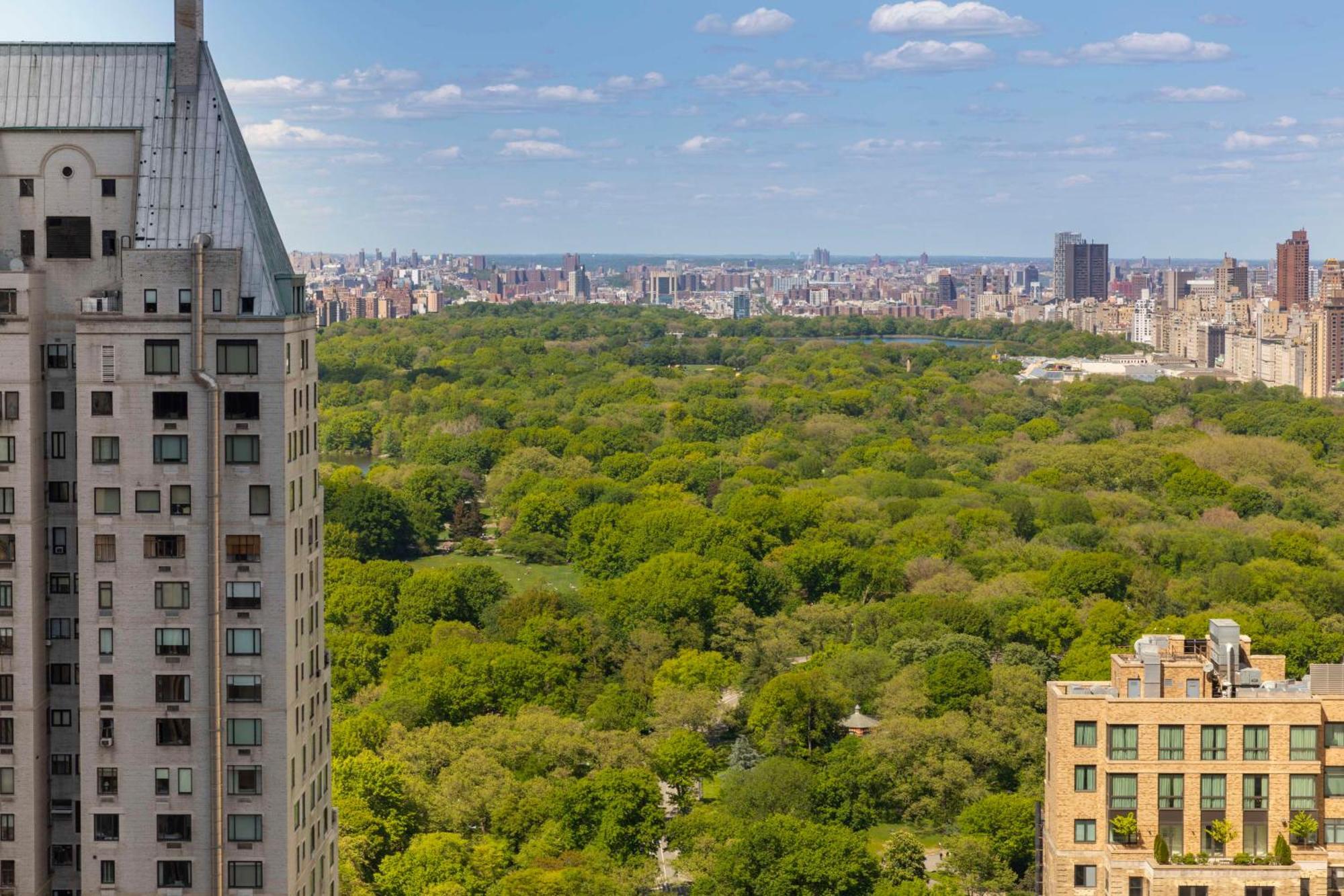 Thompson Central Park New York, By Hyatt Exterior photo